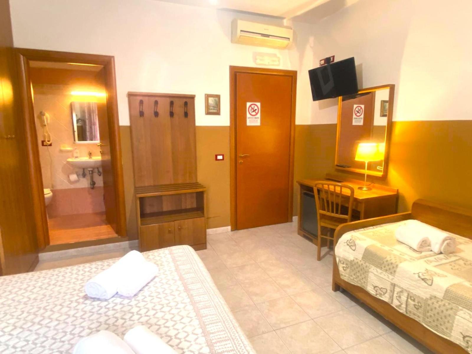 Hotel Booking Now Rome-Address Via Palestro,56 Exteriér fotografie